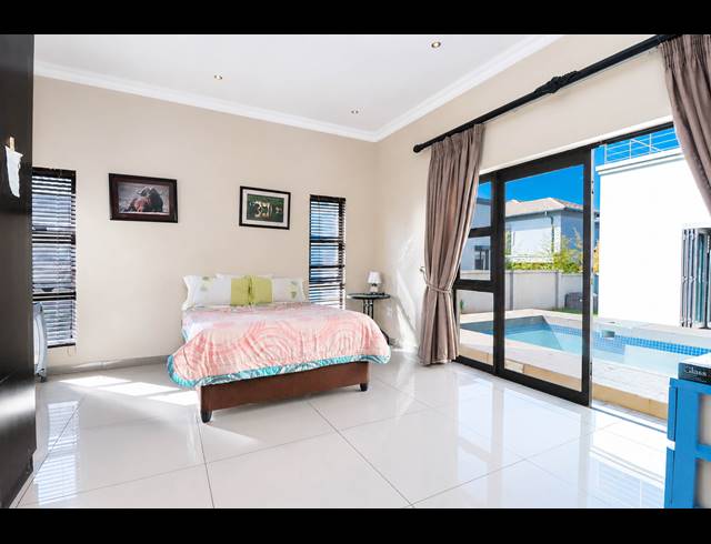 4 BEDROOM GOLF ESTATE FOR SALE IN BLUE VALLEY GOLF ESTATE